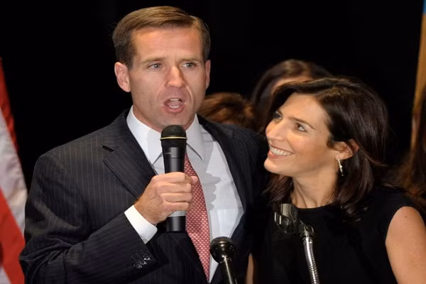 Bat ngo cuoc song kin tieng cua con dau, con re nha ong Biden