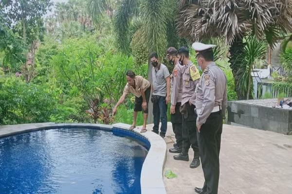 Be gai nga xuong ho tu vong khi nguoi chi mai quay TikTok