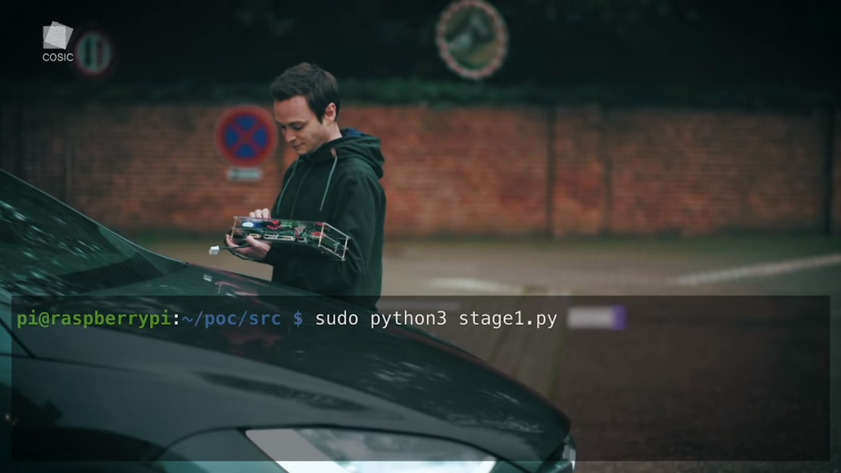 Hacker danh cap xe hoi trong 90 giay chi voi mot thiet bi bluetooth-Hinh-2