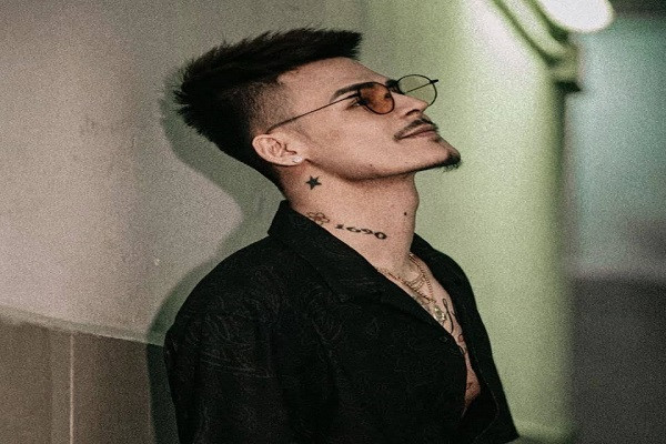 Cuoc song cua hien tuong mang xa hoi “noi dinh dam” mot thoi-Hinh-3