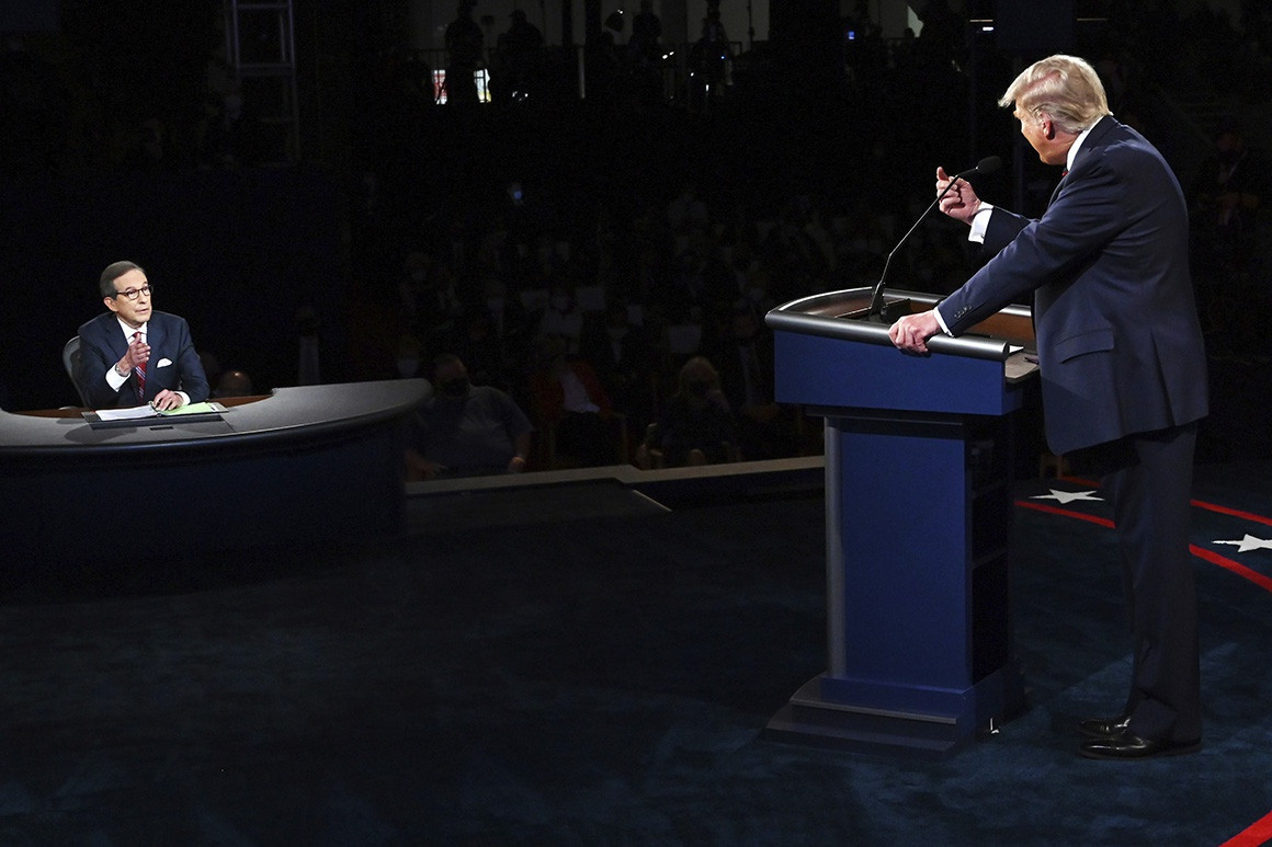 Tong thong Trump am tham len ke hoach buoc di tiep theo