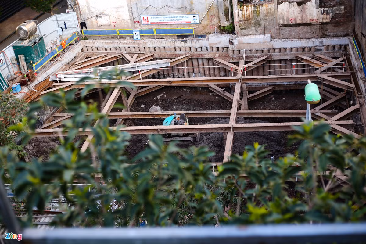 Chi tiet hien truong tim thay qua bom nang 340 kg tai Cua Bac-Hinh-3