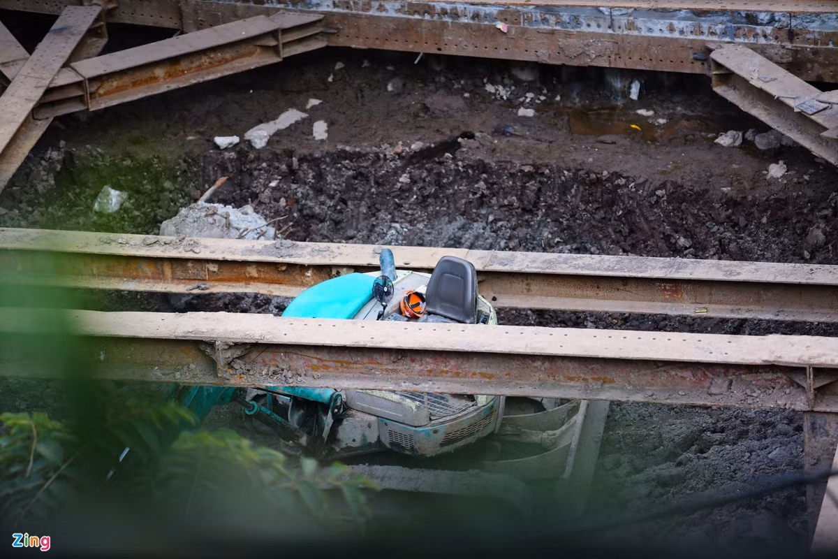 Chi tiet hien truong tim thay qua bom nang 340 kg tai Cua Bac-Hinh-2