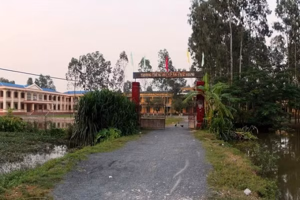 Dieu tra vu nam sinh tu vong bat thuong tai truong hoc o Ha Nam