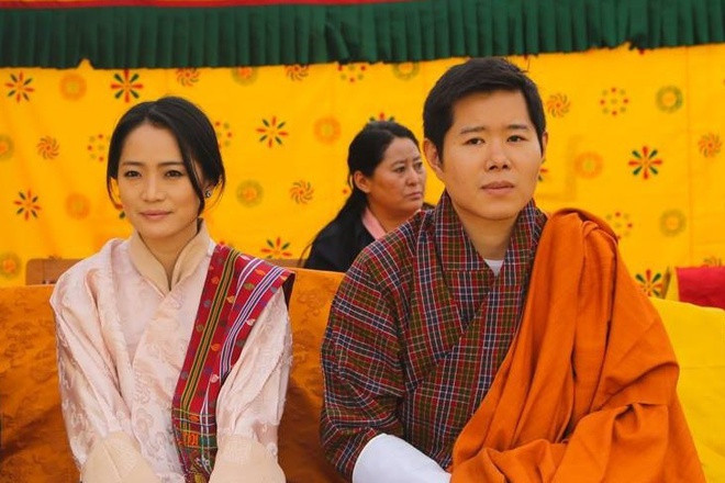 Năm 2013, Hoàng tử Jigme Dorji Wangchuck (sinh năm 1986) - em trai của Quốc vương Bhutan - thành thân với chị gái của vương hậu - Vương phi Yeatso Lhamo. Họ có với nhau một con gái là Công chúa Ashi Decho Pema Wangchuck.