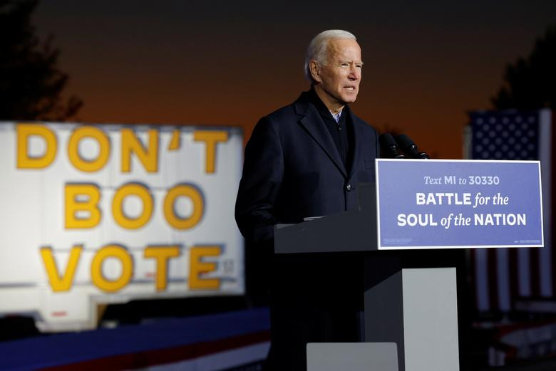 Ông Joe Biden phát biểu tại sự kiện vận động tranh cử ở Detroit, Michigan.