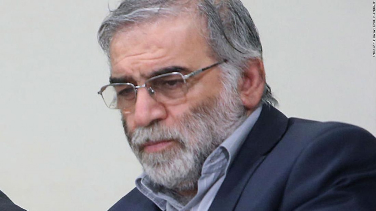 Chân dung nhà khoa học hạt nhân hàng đầu Iran Mohsen Fakhrizadeh. Ông này được cho là “cha đẻ” của chương trình hạt nhân Iran. Israel chỉ trích ông là người đứng sau chương trình vũ khí bí mật của Iran. Ảnh: CNN.