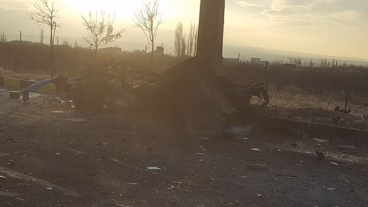 Can canh hien truong vu am sat nha khoa hoc hat nhan Iran-Hinh-7