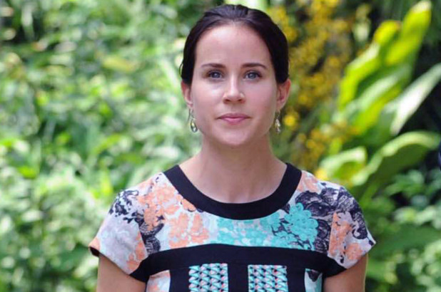 Chan dung co con gai tai sac nha ong Biden-Hinh-2