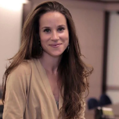 Chan dung co con gai tai sac nha ong Biden-Hinh-9