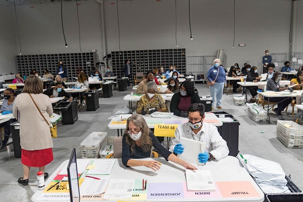 Ket qua kiem phieu lai tai bang Georgia: Ong Biden thang Tong thong Trump