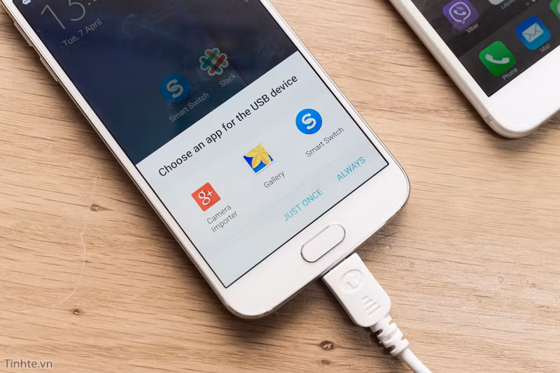 Cach chuyen du lieu tu iPhone/Android sang Android-Hinh-2