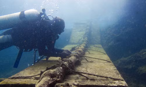 Cap quang bien AAG lai bi dut lan 2 tu dau nam