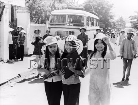 Đà Nẵng sau ngày giải phóng, 1/5/1975.