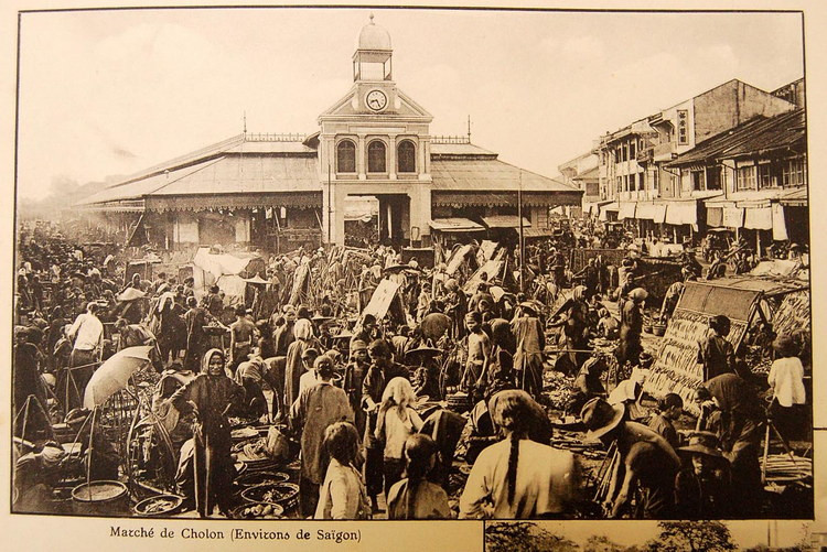 Khu chợ cũ ở Chợ Lớn, nay là Bưu điện Chợ Lớn.