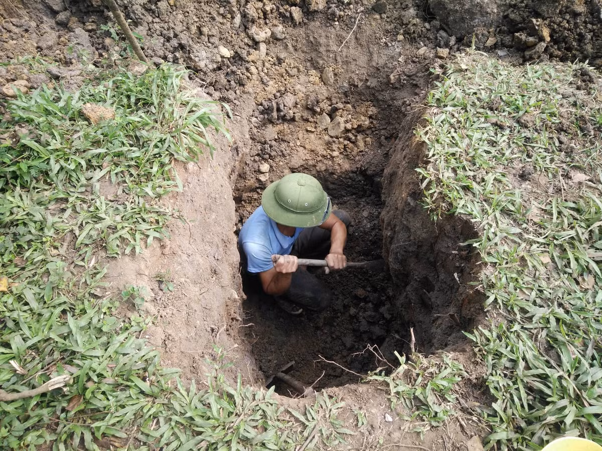 Dieu huyen bi quanh ngon nui “co tien ha pham” doc nhat VN-Hinh-3