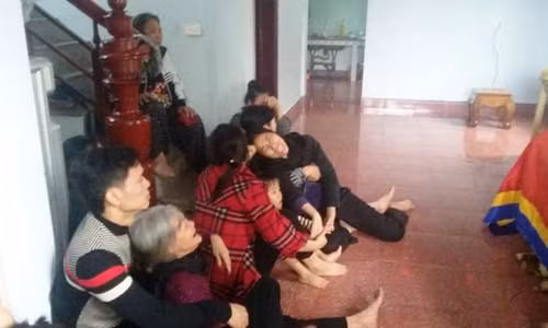 Nguoi than nan nhan sap gian giao Formosa khoc ngat