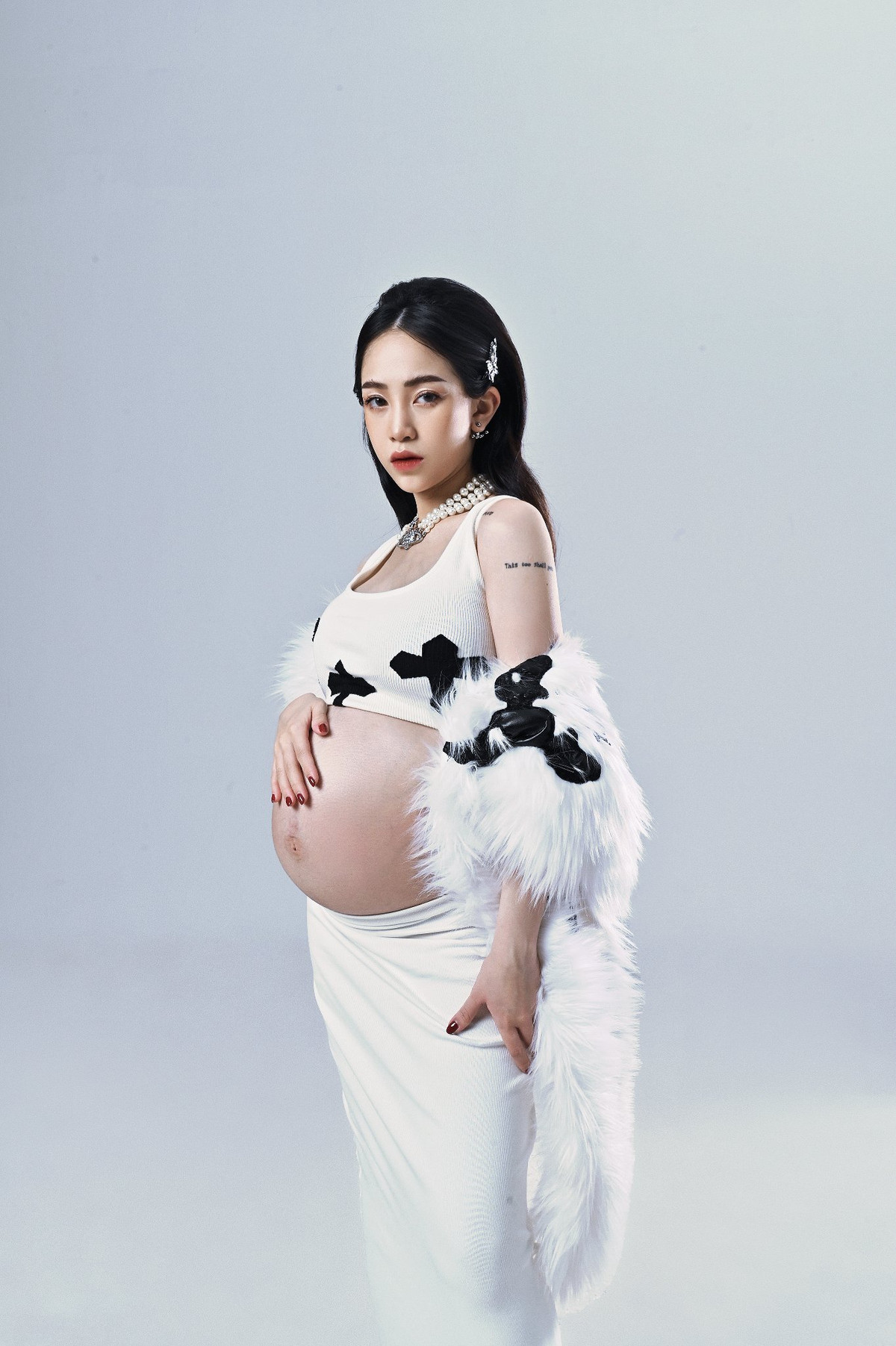 Ái nữ nhà Minh Nhựa - Joyce Phạm chắc chắn là một trong những “hot mom Gen Z” đình đám nhất trong thời gian qua.