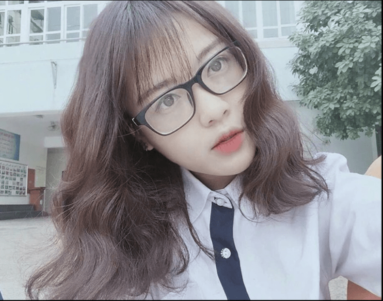 Cô nàng sở hữu nét đẹp ngây thơ, trong trẻo không khác gì hot girl thế hệ mới ngày nay. Ảnh: Tổng hợp