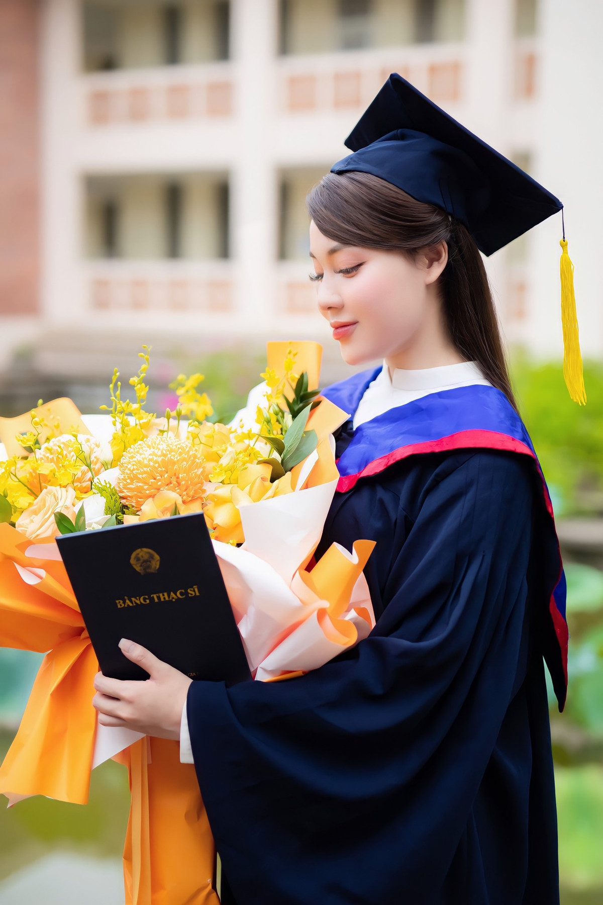 Nhiều cư dân mạng cho rằng, có thể cô tăng cân hoặc chỉnh sửa nhan sắc.