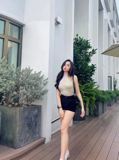 Thúy Quỳnh lựa chọn hình ảnh gợi cảm vì sở thích cá nhân, không theo xu hướng.