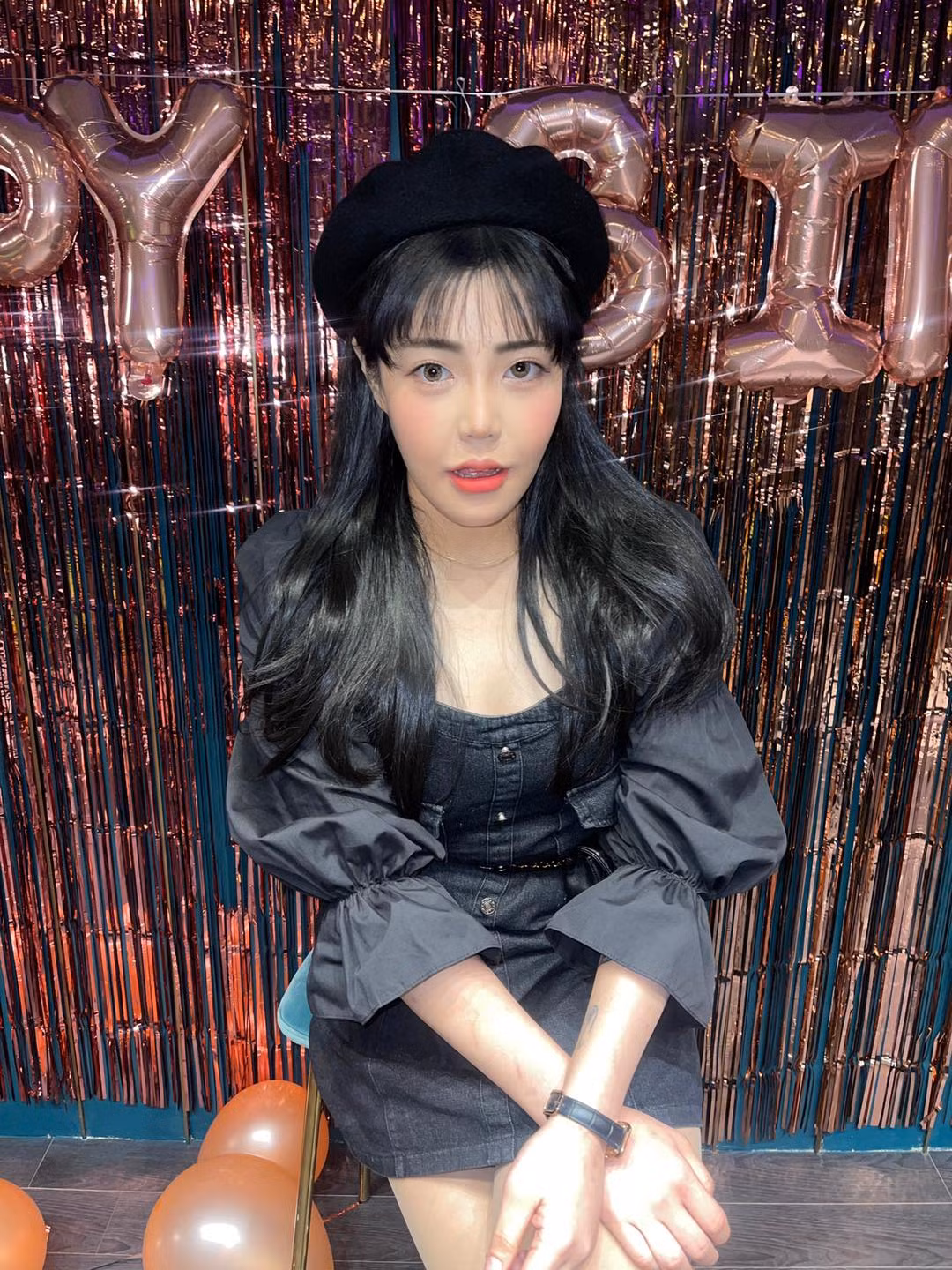 Vốn đã sở hữu gương mặt xinh xắn, hậu giảm cân, Soobin càng trở nên cuốn hút, không thua kém bất kì hot girl đình đám nào.