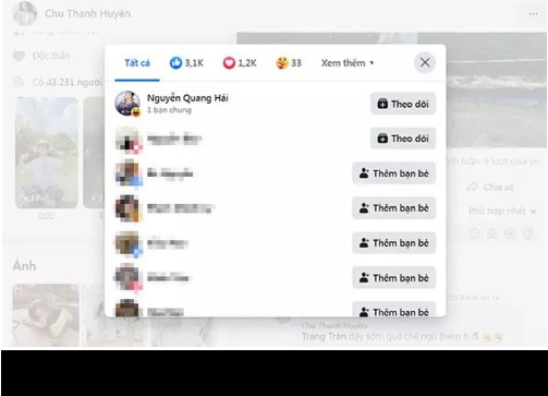 Ngoài chú ý về nhan sắc của nàng WAG, cư dân mạng đã tinh ý nhận ra hành động hiếm hoi của Quang Hải dành cho bài đăng này. Cụ thể chàng cầu thủ đã thả icon cười về hình ảnh này.