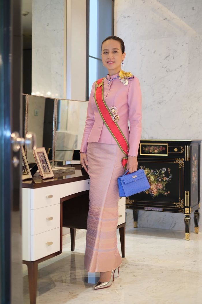 Trước khi trở thành một nữ doanh nhân quyền lực như hiện nay, Madam Pang cũng từng là một nhà phân phối của các thương hiệu hàng đầu trên thế giới. Ảnh: Tổng hợp