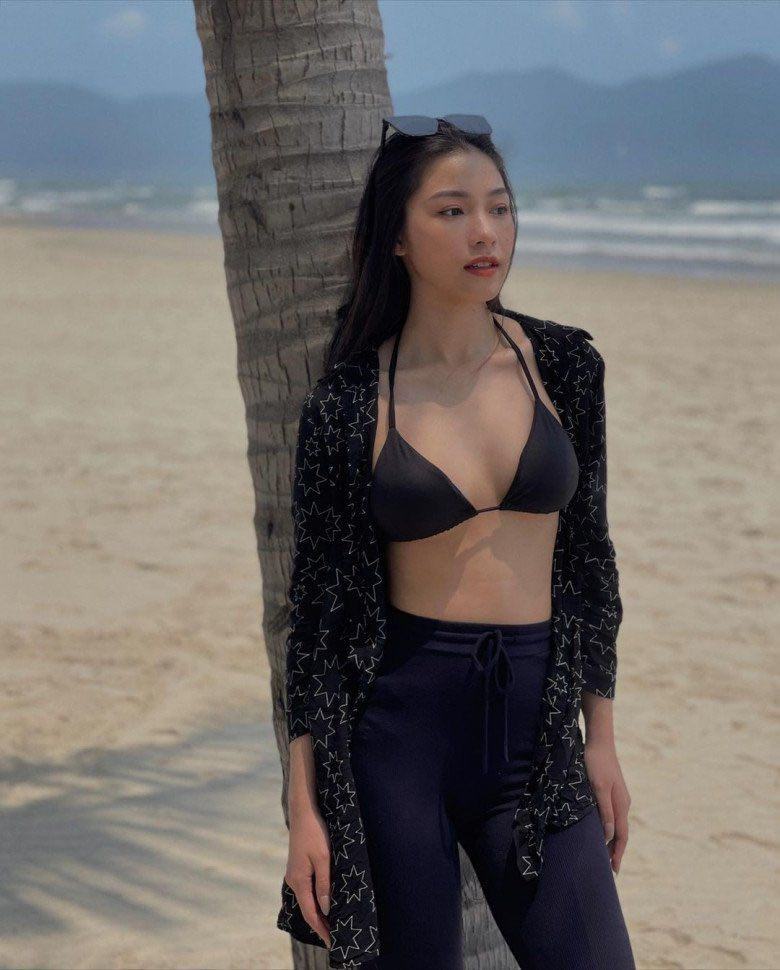 Được biết Hạnh Quyên từng giành giải Miss Photo, Top 5 Hoa khôi Báo chí của cuộc thi Press Beauty 2020.