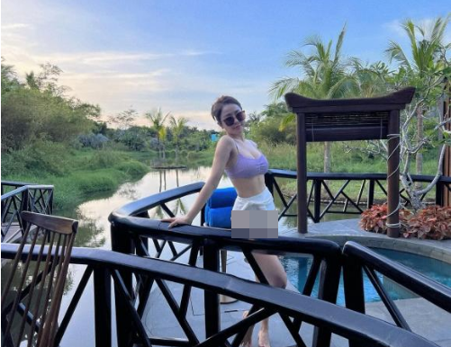 "Body nức nở em ơi", "Body càng ngày càng đẹp", "Nuột nà quá cô gái",... là những bình luận bên dưới hình ảnh của Trâm Anh.