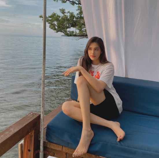 Chính bản thân hot girl xinh đẹp Thái Lan này cũng từng tham gia vào cuộc thi tuyển chọn người mẫu chuyên nghiệp và đã lọt vào Top 10. Ảnh: IGNV