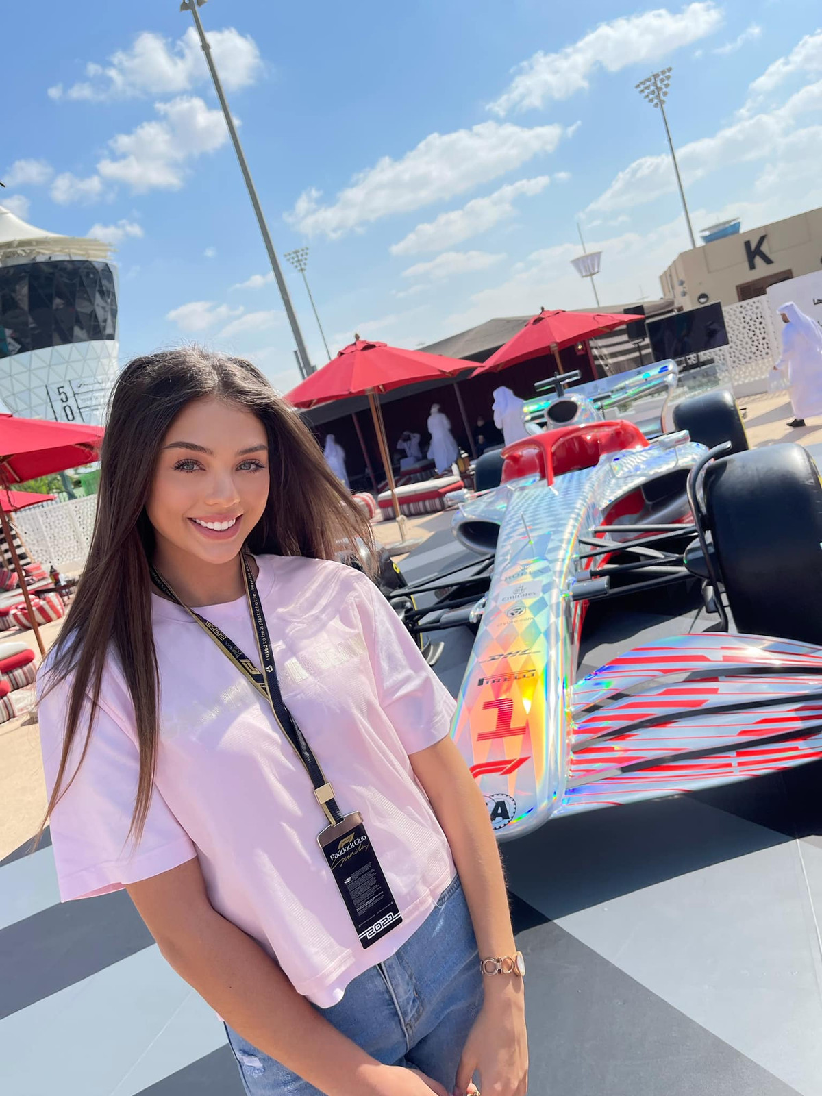 Đặc biệt vòng 2 phẳng lì cô nàng có được chính là niềm ao ước của bất kỳ cô gái nào.