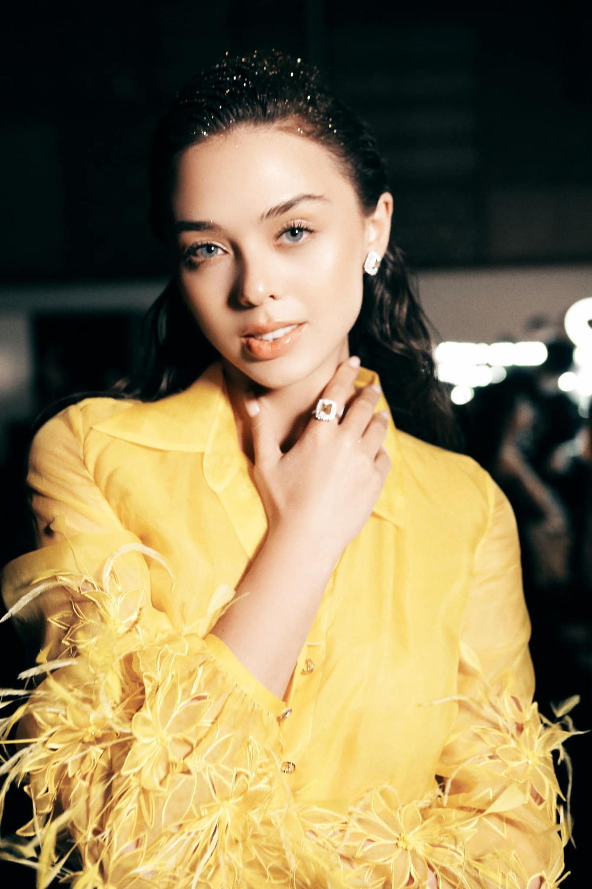 Là người mẫu lại cực kì chăm chỉ luyện tập, Dianka sở hữu body đâu ra đấy.