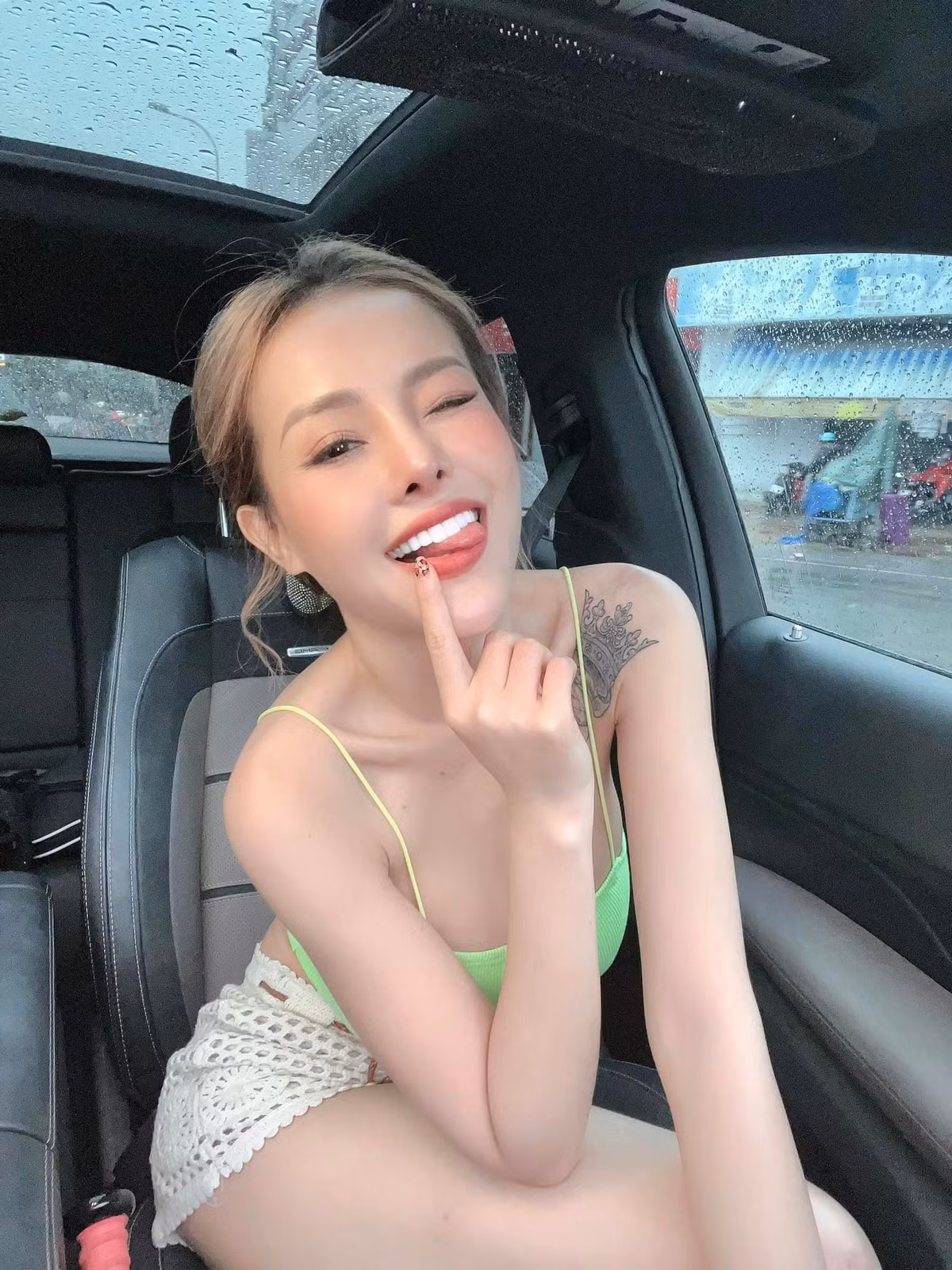 Dù từng không ít lần tan và hợp, nhưng sau tất cả cặp đôi vẫn quay trở lại bên nhau.