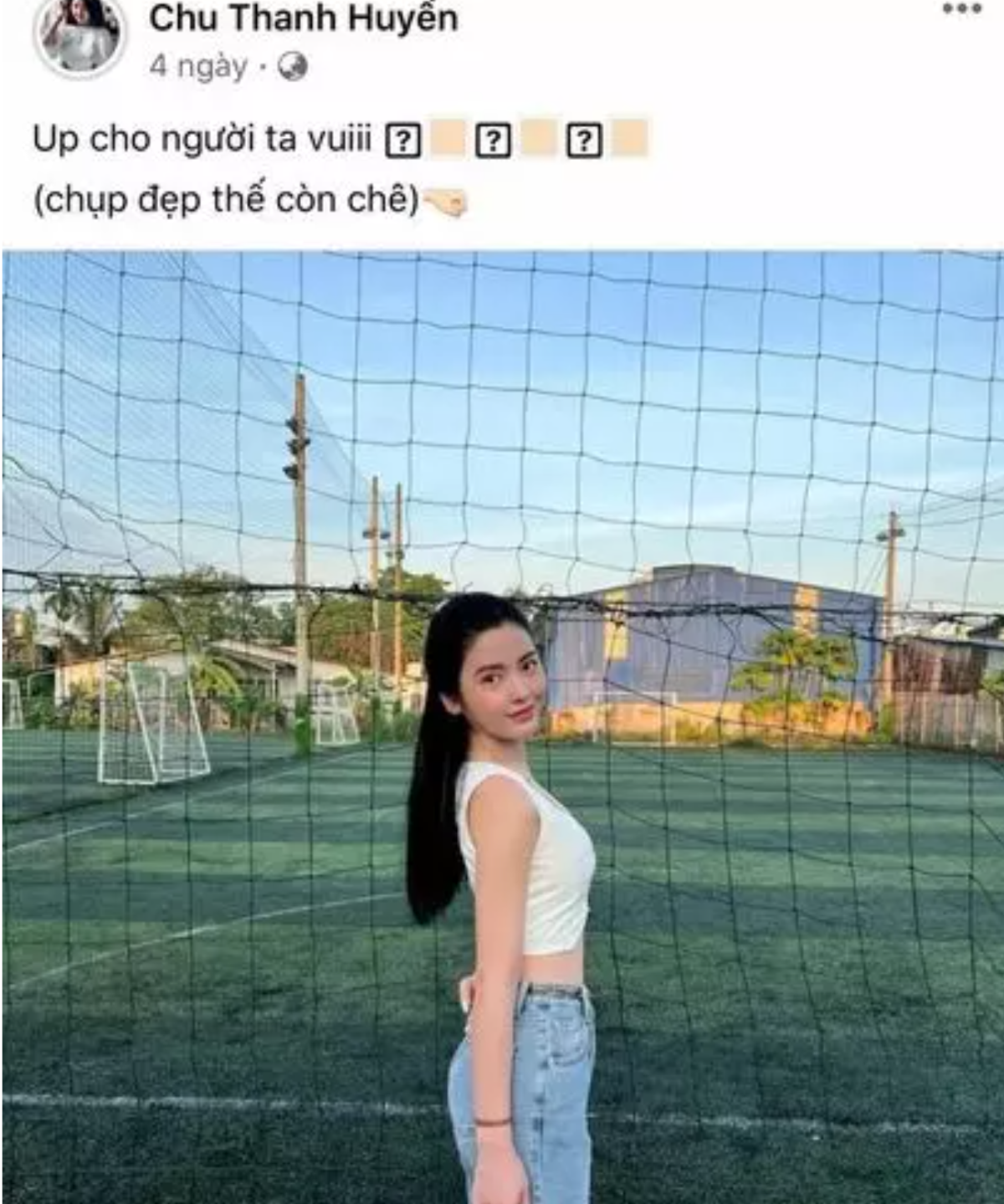 Thời gian gần đây, theo dõi thường xuyên mọi người cũng thấy Chu Thanh Huyền chăm chỉ đăng ảnh và úp mở nhiều về "người ấy".