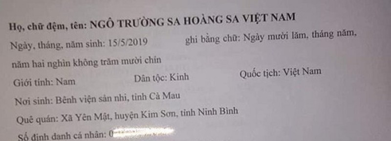 Năm 2019, trên nhiều diễn đàn mạng, người ta xôn xao về 2 cái tên đặc biệt: "Ngô Hoàng Sa Trường Sa Việt Nam" và "Ngô Trường Sa Hoàng Sa Việt Nam".