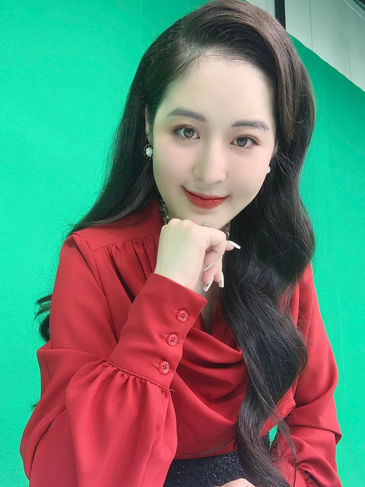 Hiện tại, cô tập trung phát triển sự nghiệp của mình cũng như công việc kinh doanh riêng.