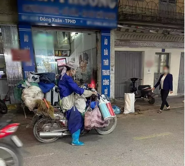 Không vướng bận con cái, Bella đi phượt khắp các tỉnh thành với phong cách "không đụng hàng".