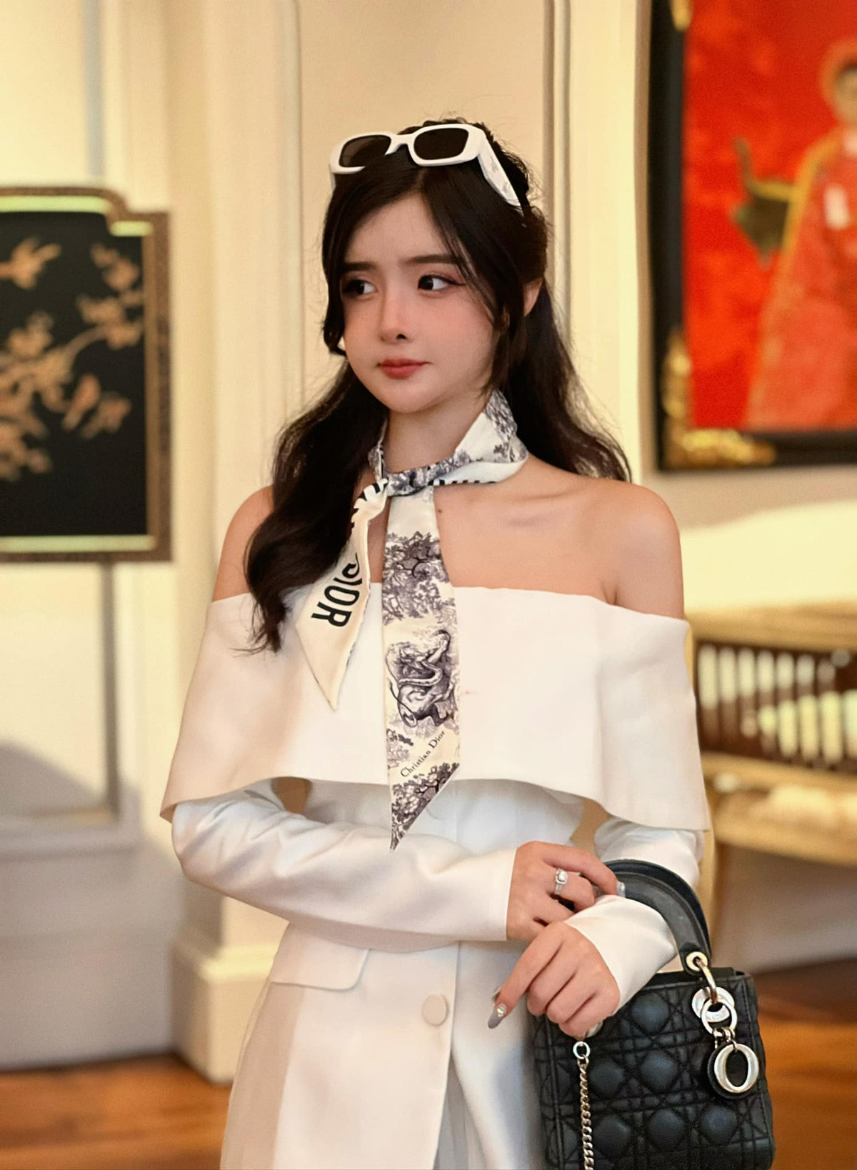 Những hình ảnh trên trang cá nhân của gái xinh Sài thành này đã tạo nên sức hút cực lớn nhờ gương mặt xinh như thiên thần và vóc dáng gợi cảm.