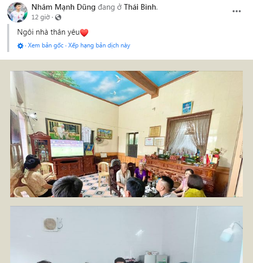 Đăng tải hình ảnh bữa cơm gia đình, đáng chú ý nhất là còn có cả sự góp mặt của Quế Linh - bạn gái Nhâm Mạnh Dũng. Có thể nói đây là lần đầu tiên chân sút Thái Bình công khai ảnh có mặt người yêu trên trang cá nhân.