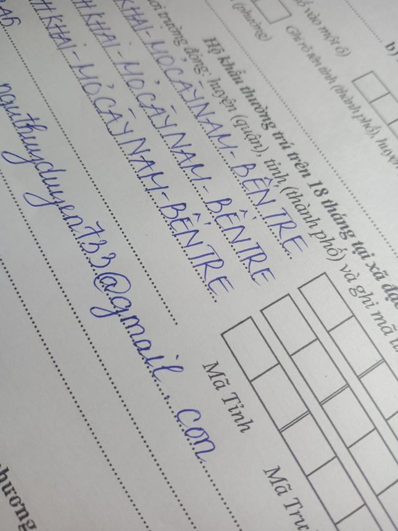 Một học sinh ghi nhầm địa chỉ email.