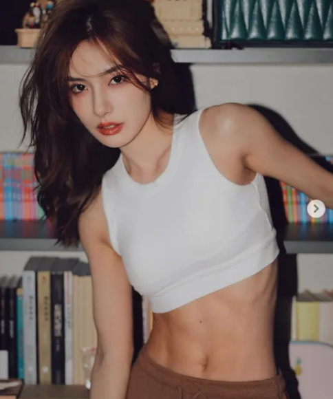 Tuy nhiên, mục tiêu của Chen là tạo nên vẻ đẹp quyến rũ, nữ tính chứ không hướng đến cơ bắp.