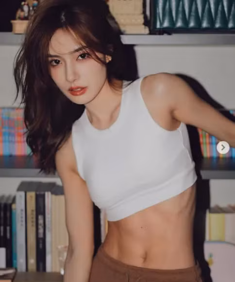 Tuy nhiên, mục tiêu của Chen là tạo nên vẻ đẹp quyến rũ, nữ tính chứ không hướng đến cơ bắp.