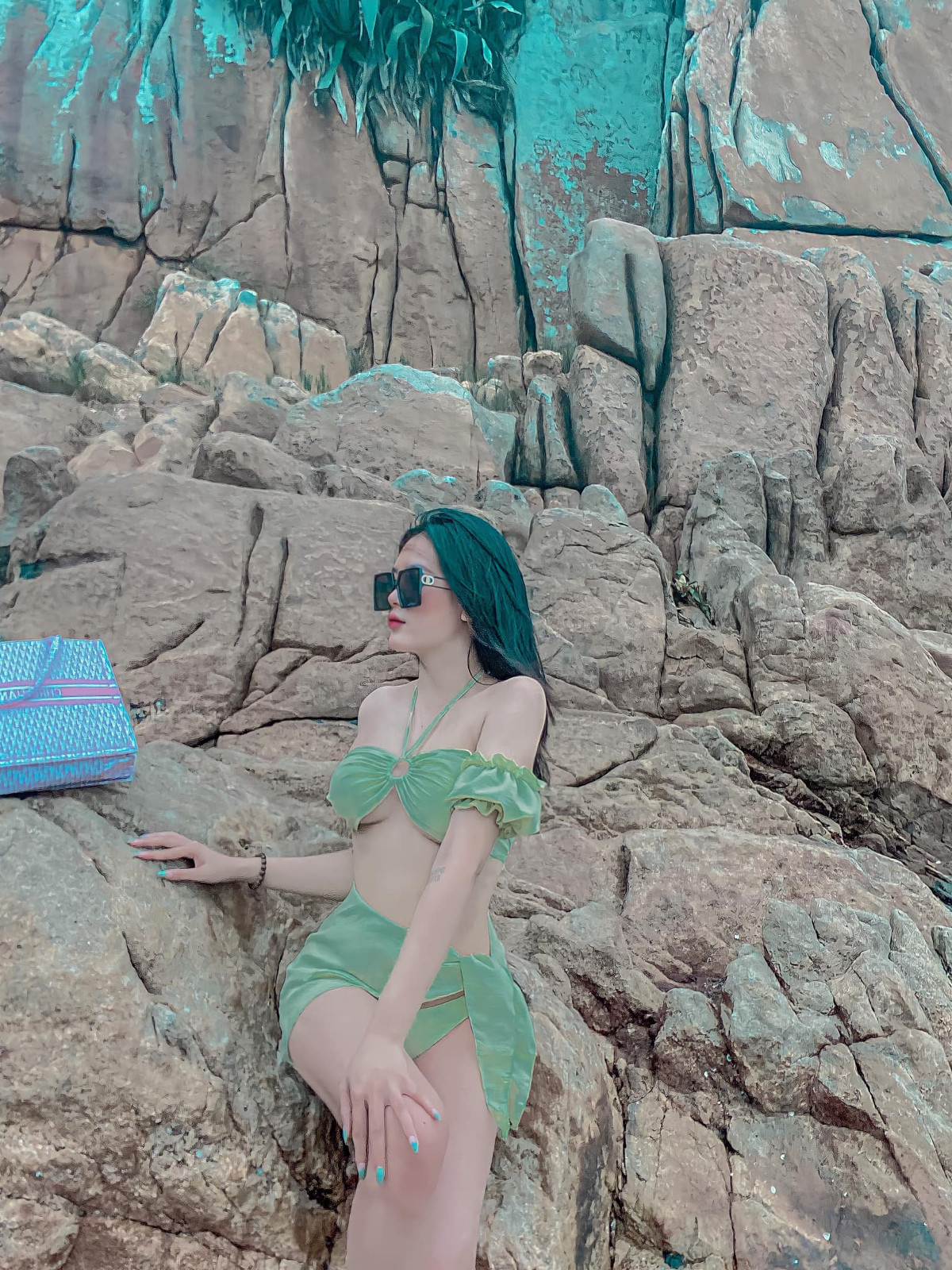 Vợ Vũ Tiến Long tên Trịnh Thị Diễm Quỳnh (SN 2002). Họ cùng đến từ Thanh Hóa.