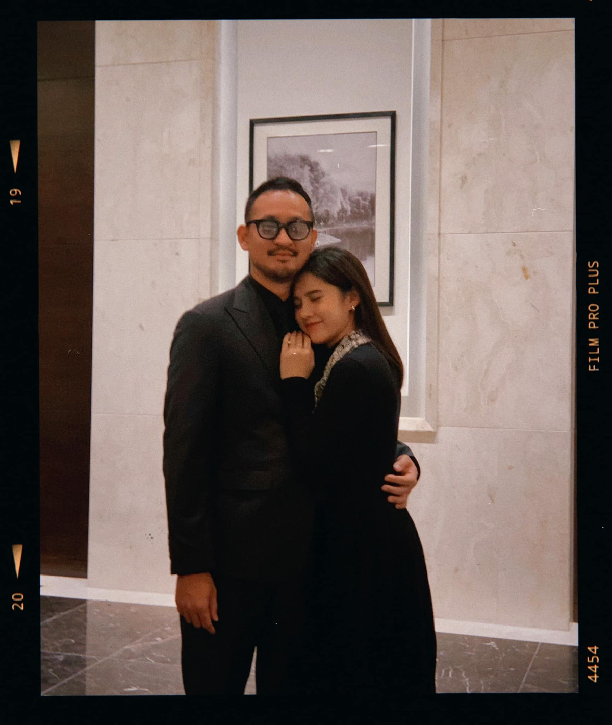 Trước đó vào tháng 12/2018, bức ảnh cô chụp với HLV Park Hang Seo từng thu hút sự quan tâm đặc biệt với báo chí Hàn Quốc.