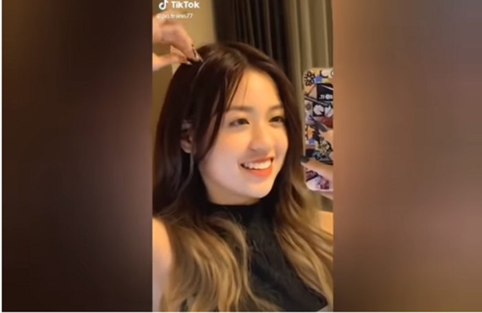 Hot girl Trần Thanh Tâm thời điểm mới nổi tiếng gây sốt với câu nói thả thính nghe như rót mật vào tai, tạo nên hot - trend trong giới trẻ Việt: "Trứng rán cần mỡ/ Bắp cần bơ/ Yêu không cần cớ/ Cần cậu cơ".