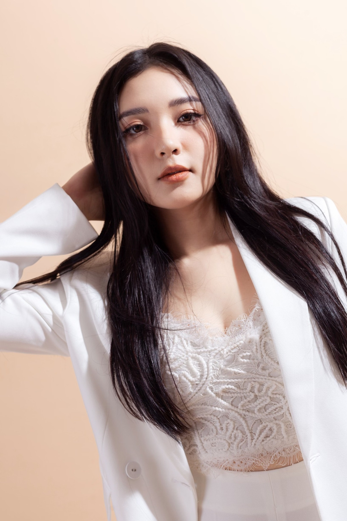 Được biết, Phương Thảo và chồng là đồng nghiệp của nhau nhiều năm. Cặp đôi yêu nhau 3 năm trước khi quyết định về chung nhà. Ảnh: Tổng hợp