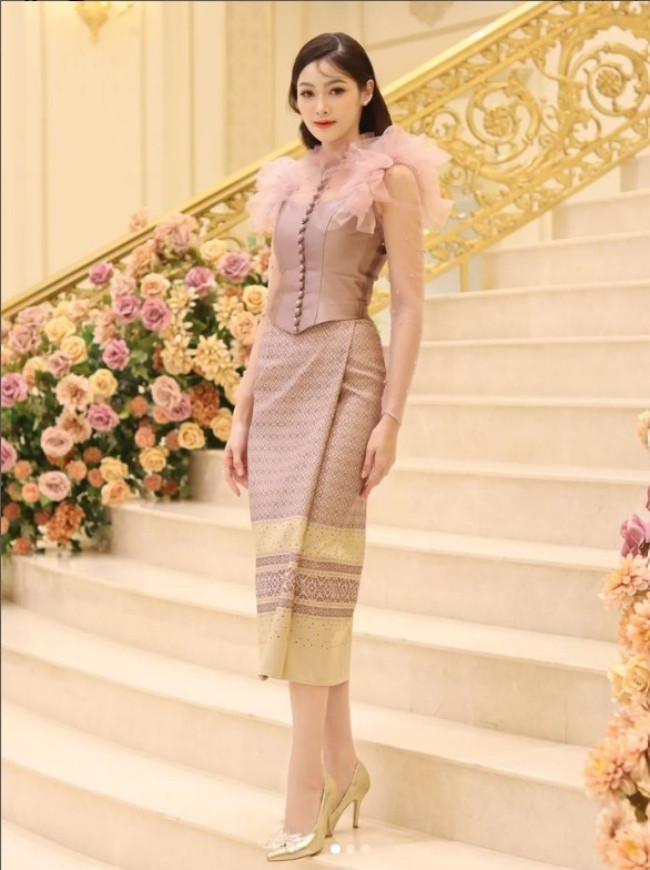 Barbie Piyamarth được mệnh danh là kiều nữ Lào với hàng trăm nghìn người theo dõi trên các nền tảng mạng xã hội.