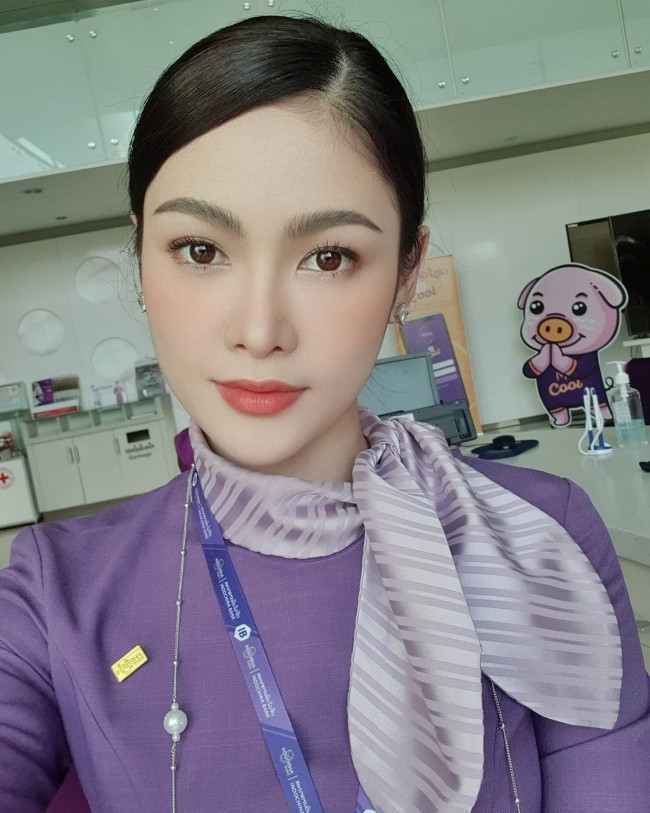 Barbie Piyamarth là diễn viên, người mẫu, ca sĩ. Ngoài ra, cô từng đăng quang Miss International Lào 2018.