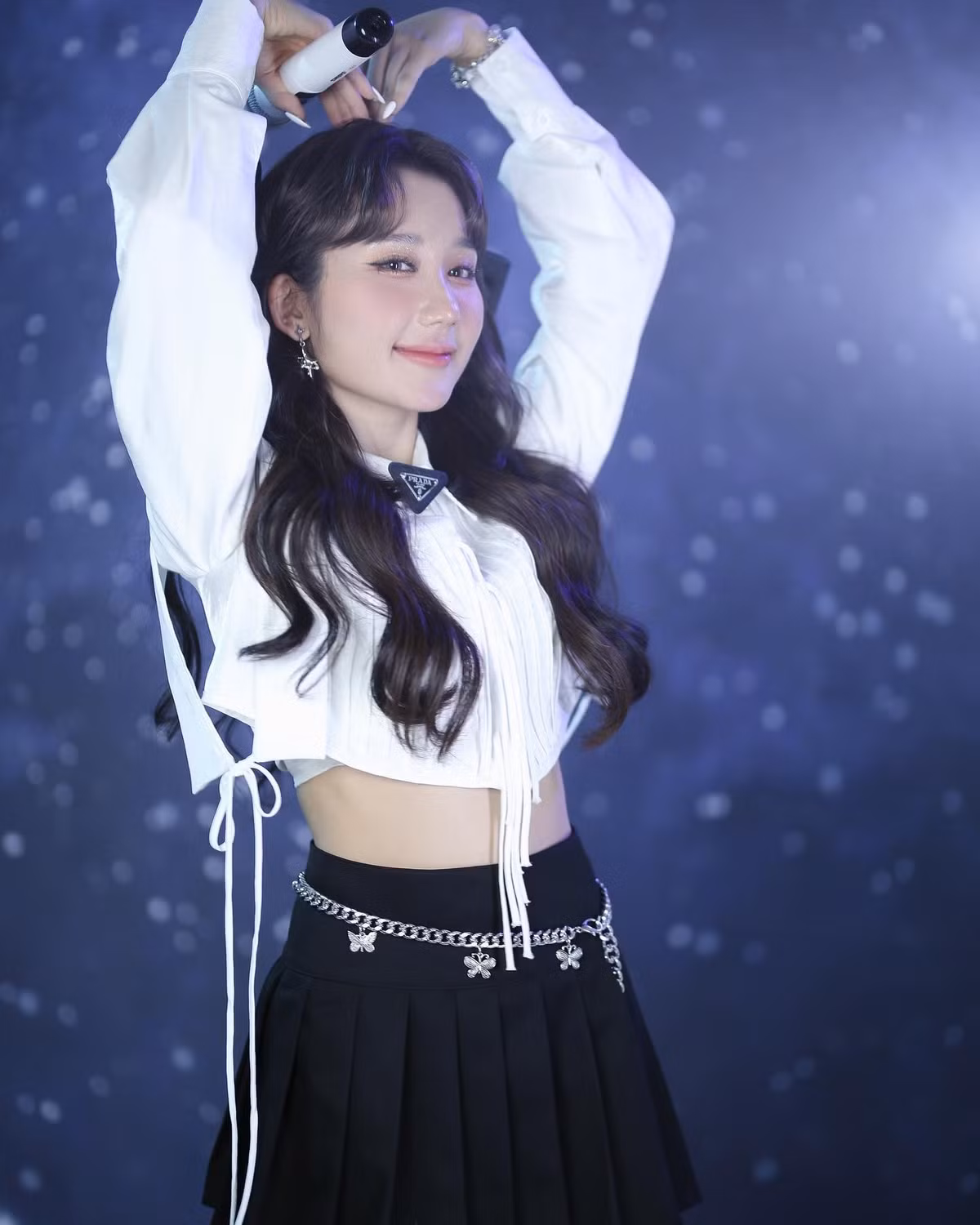 Trong bộ hình mới này, Mina Young hẳn sẽ khiến cộng đồng mạng phải "xỉu up xỉu down".